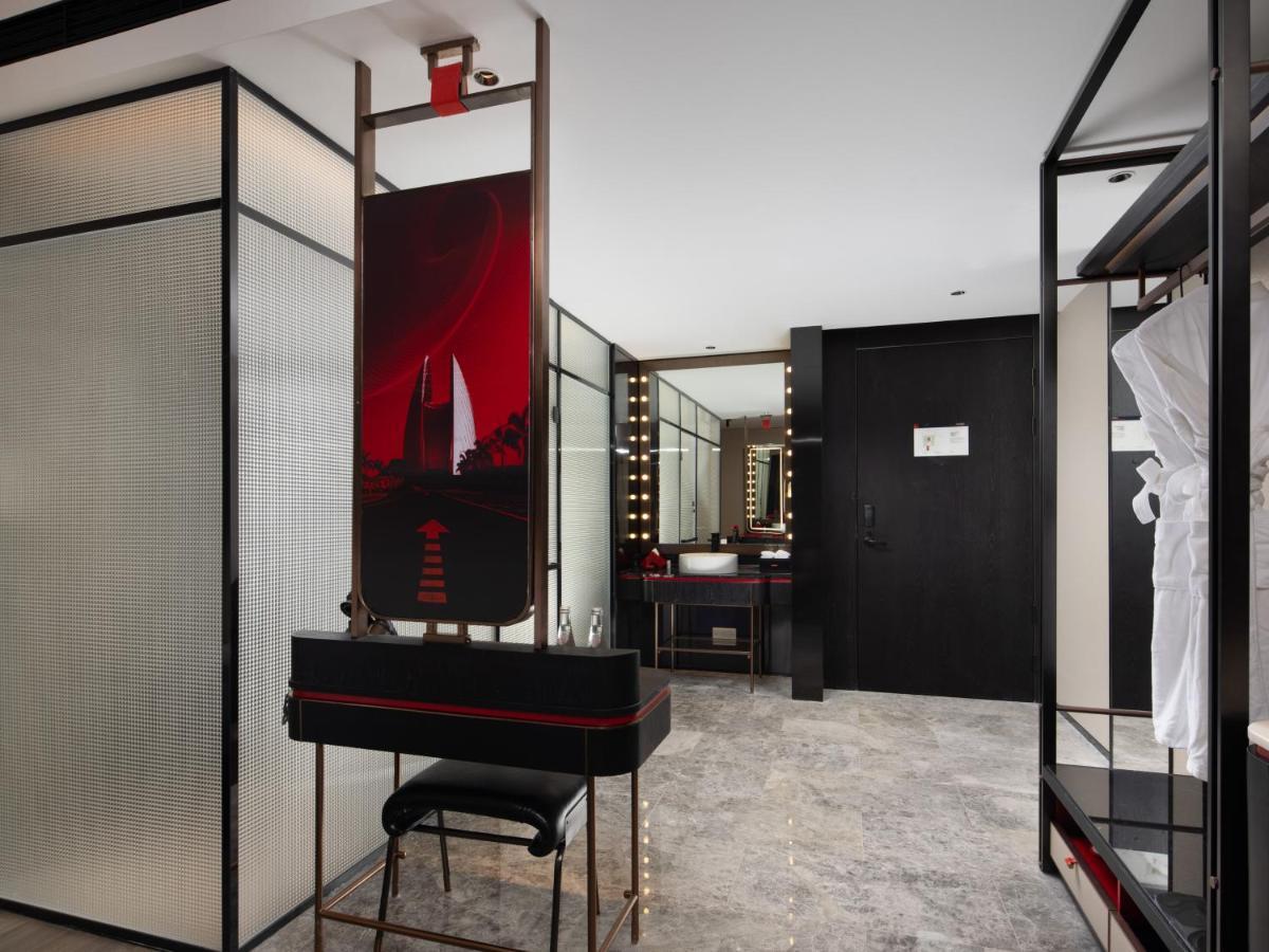 Radisson Red Hotel Zhuhai Gongbei Port Kültér fotó