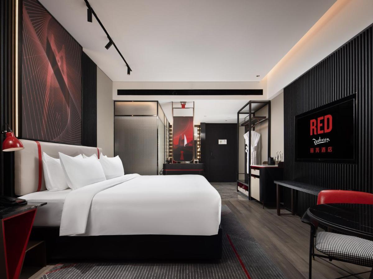 Radisson Red Hotel Zhuhai Gongbei Port Kültér fotó