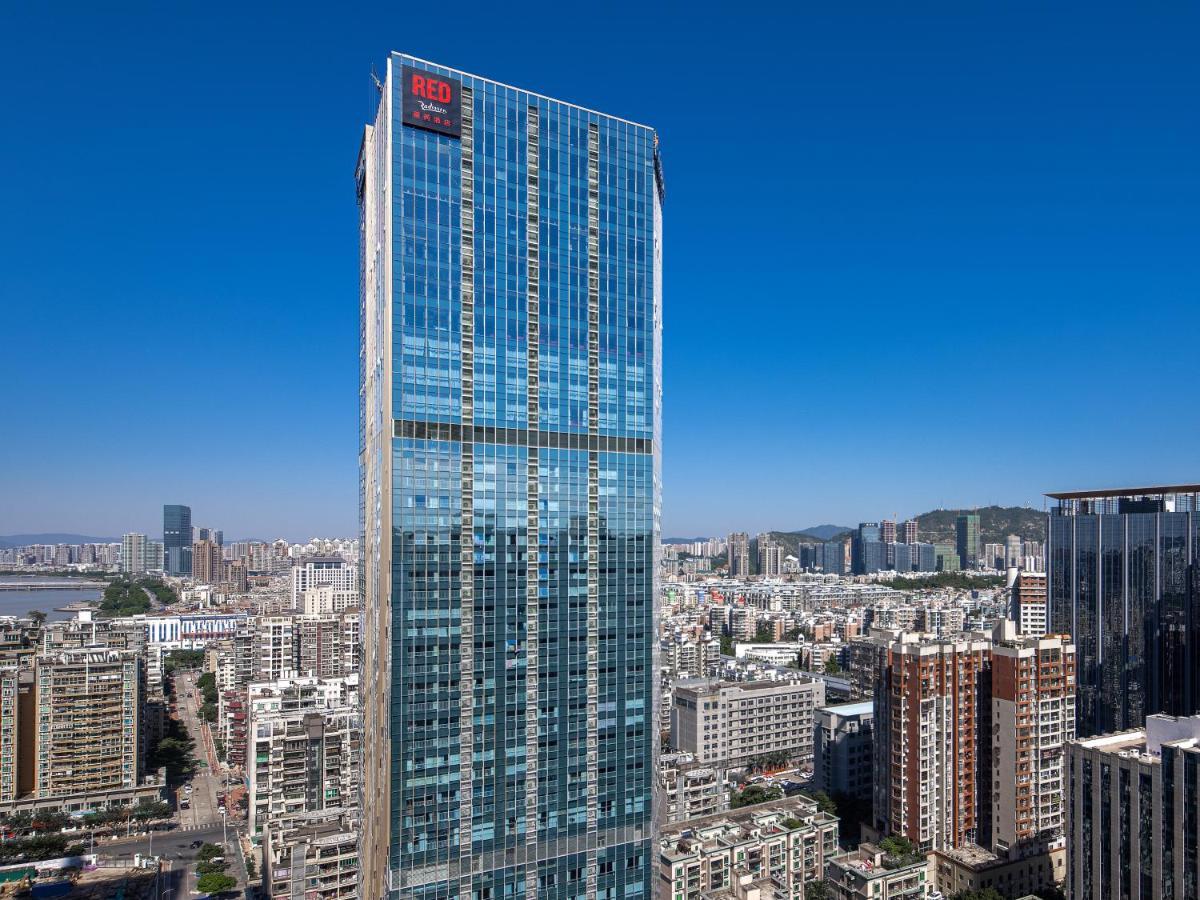 Radisson Red Hotel Zhuhai Gongbei Port Kültér fotó